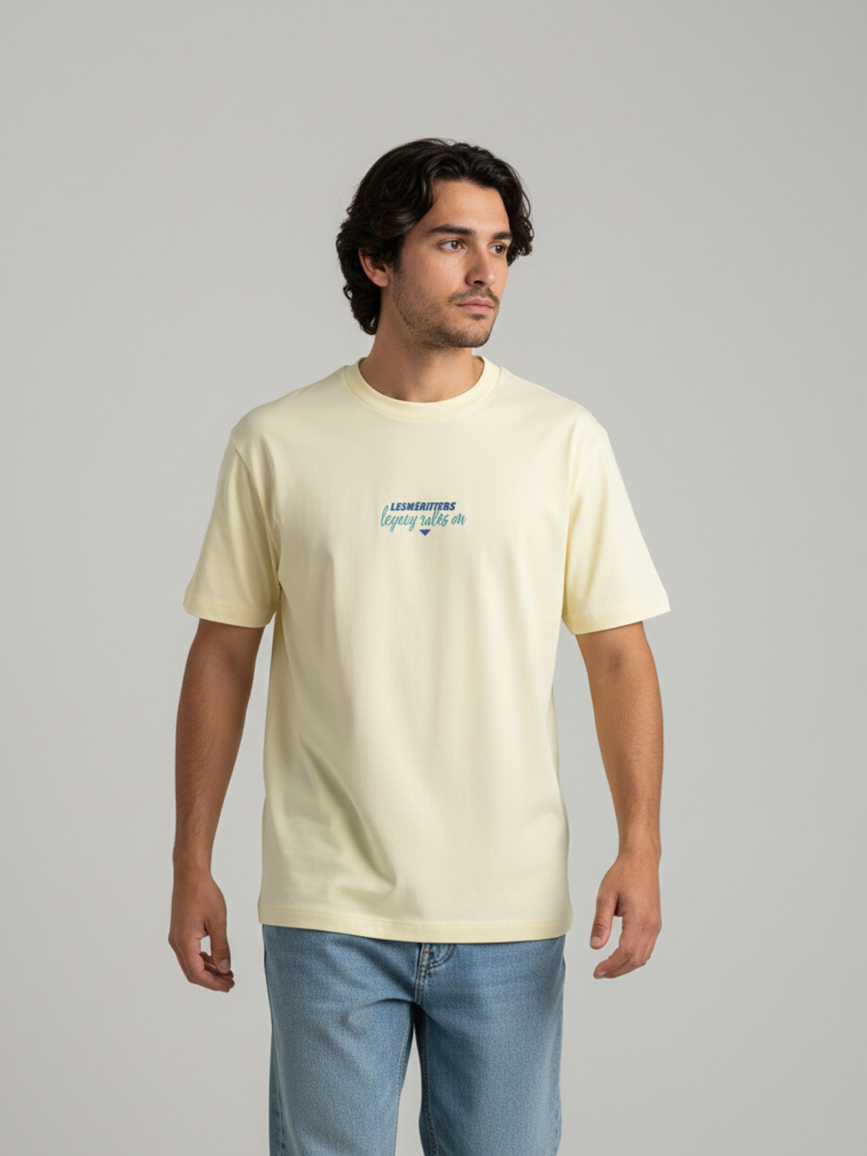 La JETSKI TEE es un homenaje al verano eterno con un diseño retro inspirado en las motos de agua de los 90 - Les Héritiers