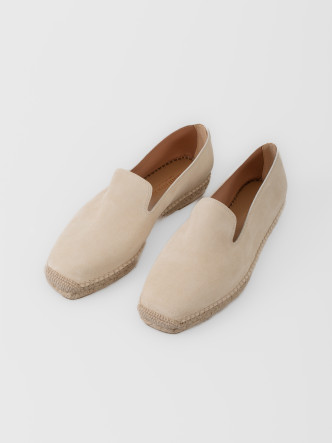 Alpargata Les Héritiers Futadera en crudo con silueta limpia y construcción slip-on
