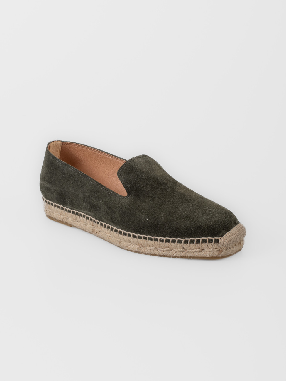 Alpargata Les Héritiers Futadera en verde bosque con silueta limpia y construcción slip-on